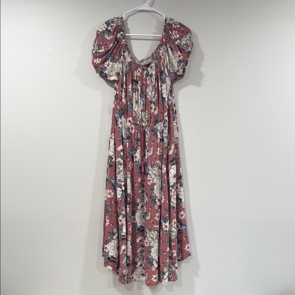 Torrid Dusty Rose Floral Ruched Tiered Sundress Size 1 EUC